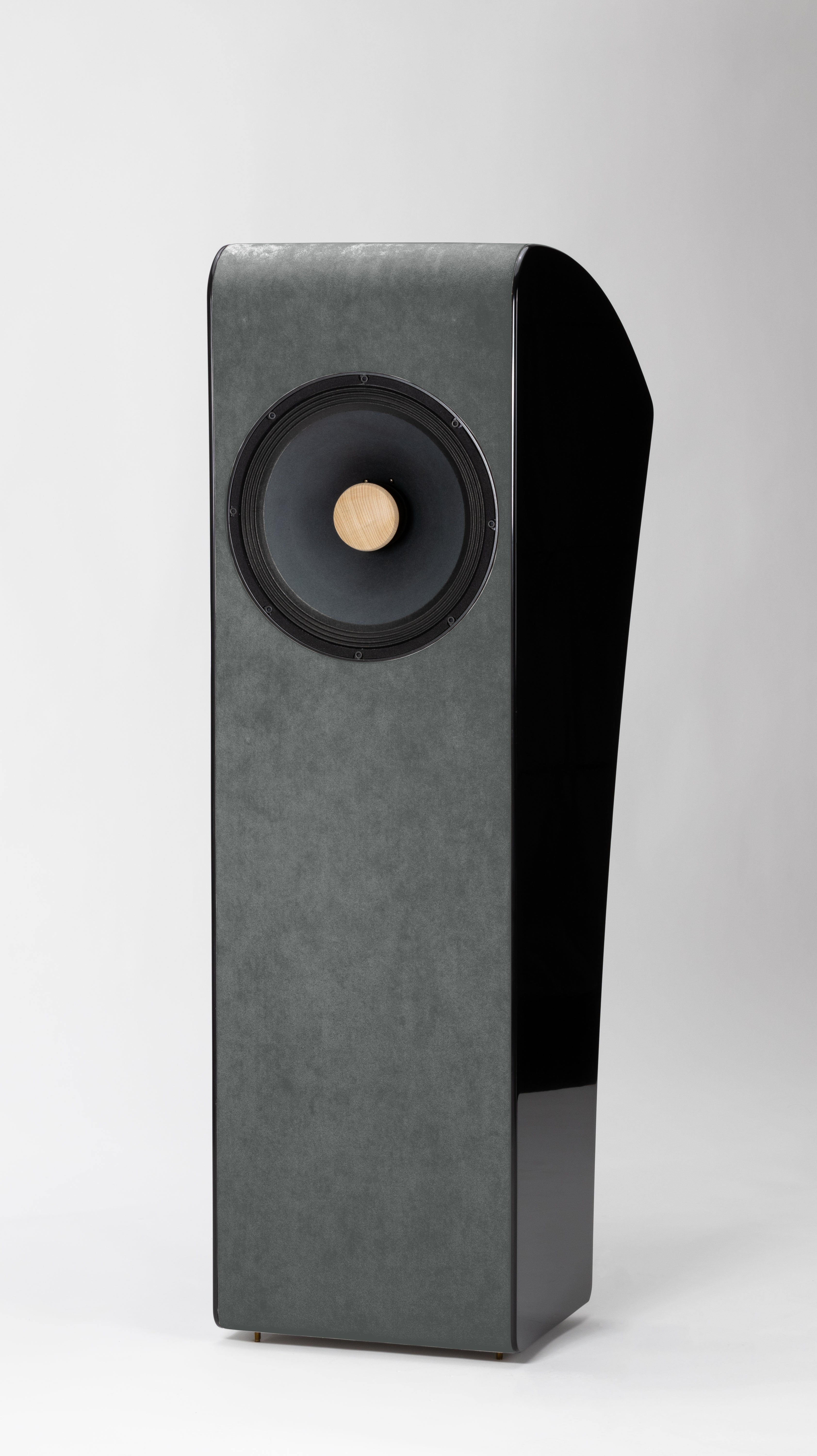 Closer Acoustics VIGO loudspeakers in grey Alcantara finish – detailed view highlighting the sleek texture and premium craftsmanship.