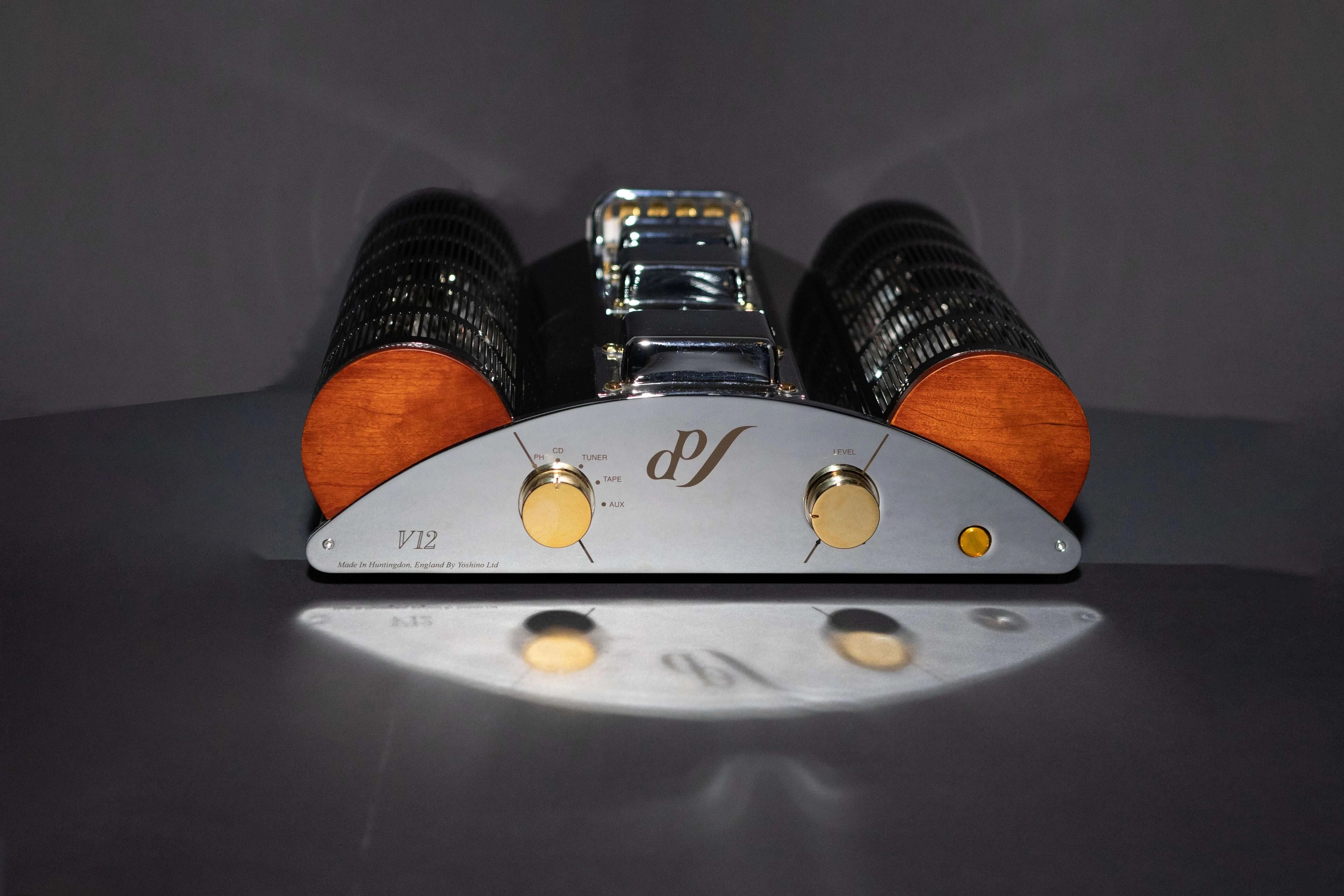 EAR Yoshino EAR V12 amplifier with elegant front panel controls