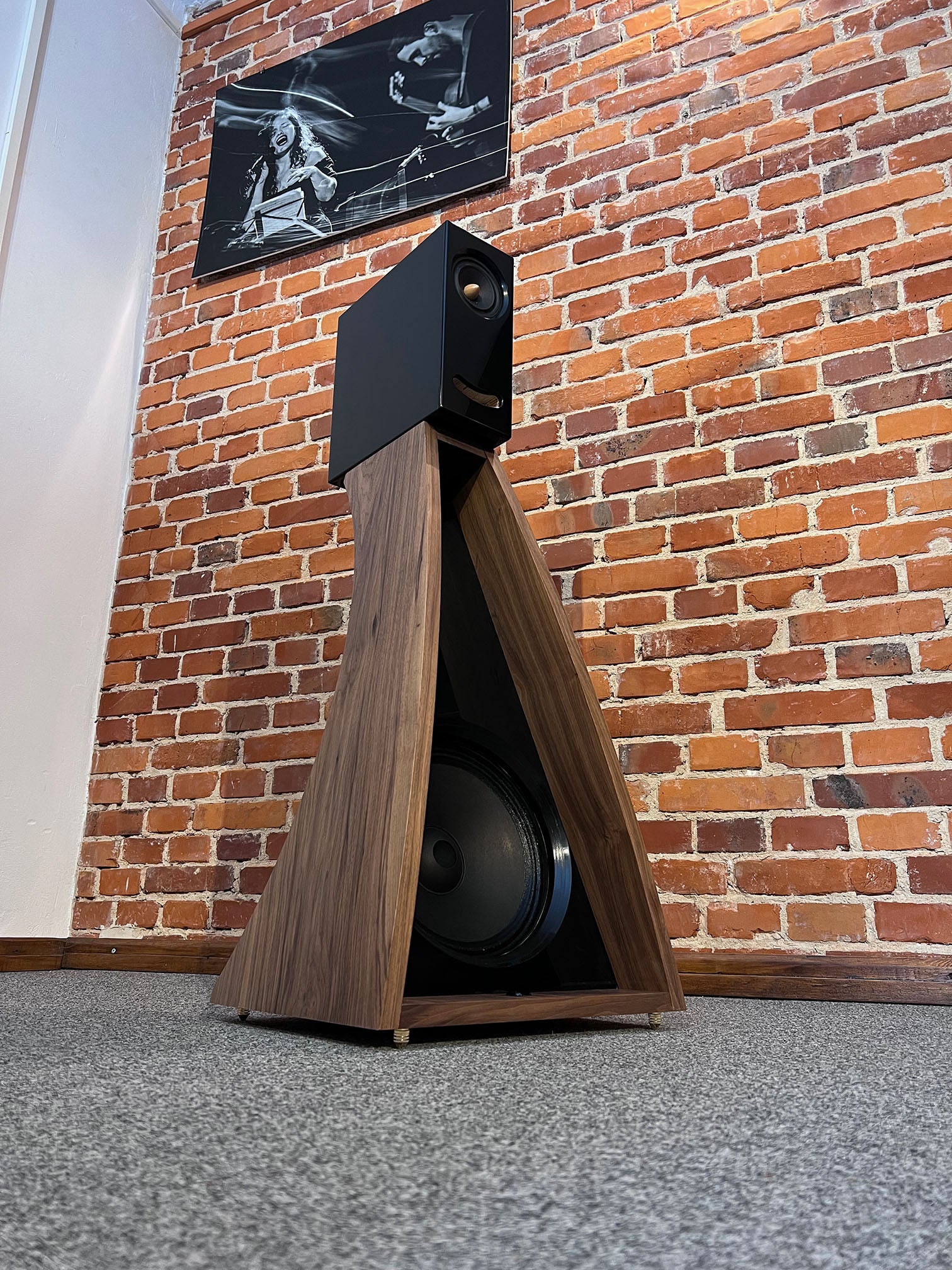 Bottom view of the Closer Acoustics The Full OGY Loudspeaker Set – Pair in American walnut finish, showcasing the sturdy construction and design of the speakers from below.