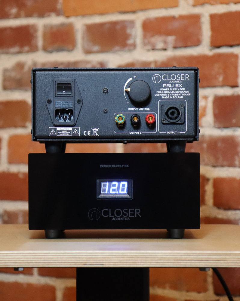 Closer Acoustics PSU EX power supply for field coil drivers – front view of the power supply unit in a complete system setup