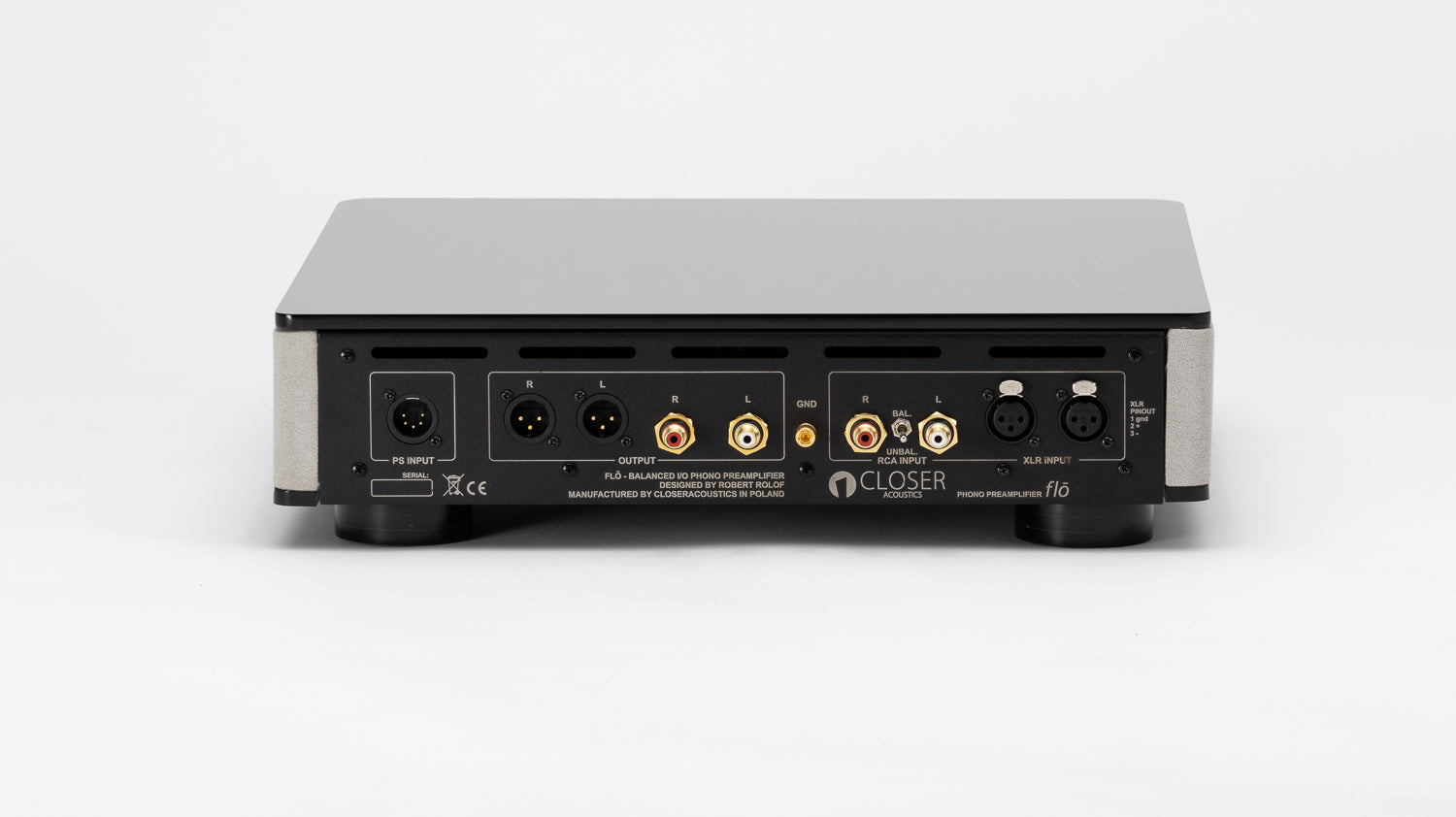 Closer Acoustics Flō phono preamplifier – rear view focusing on input and output connections