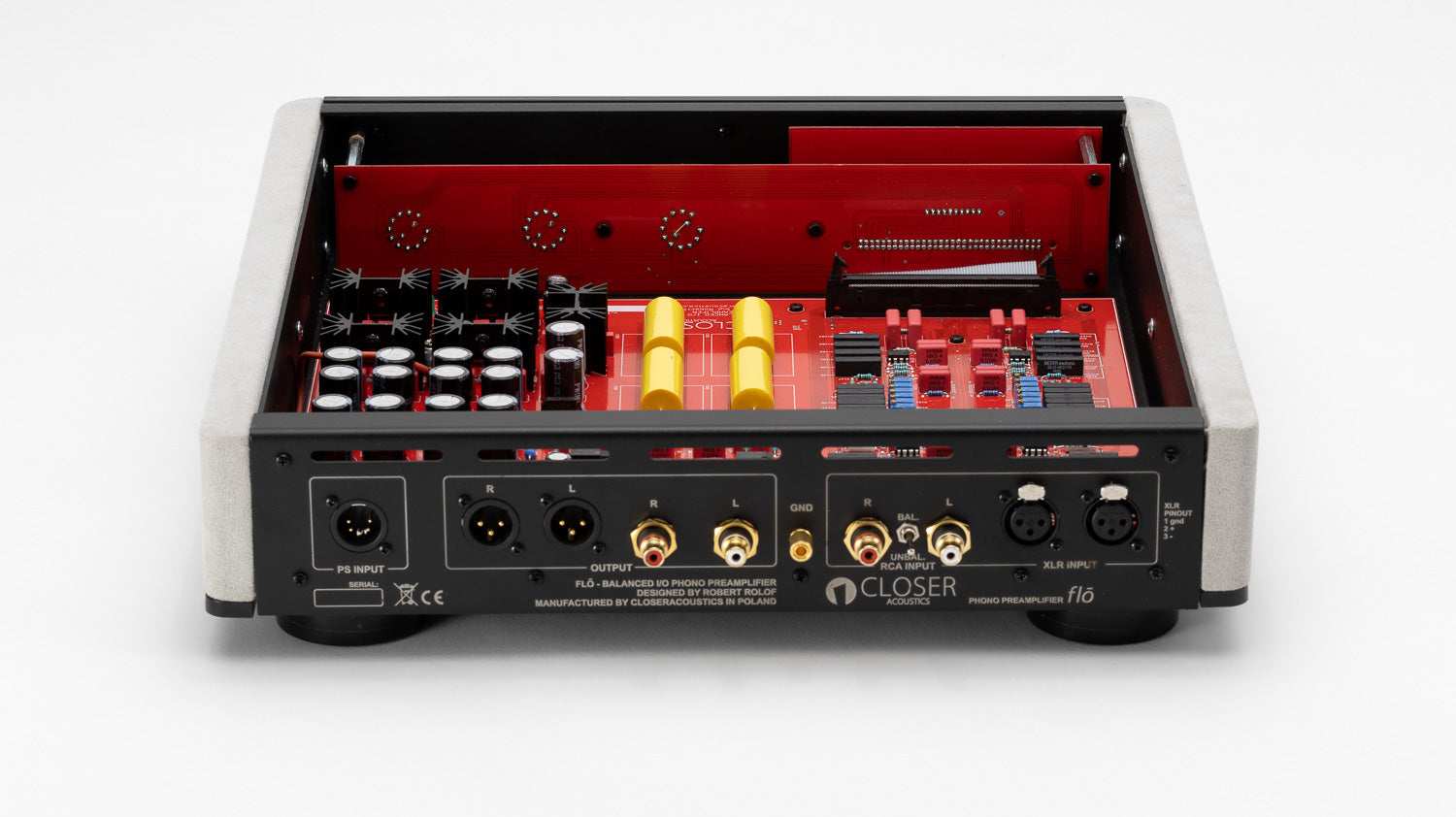 Closer Acoustics Flō phono preamplifier – close-up of the internal components revealing the precision engineering