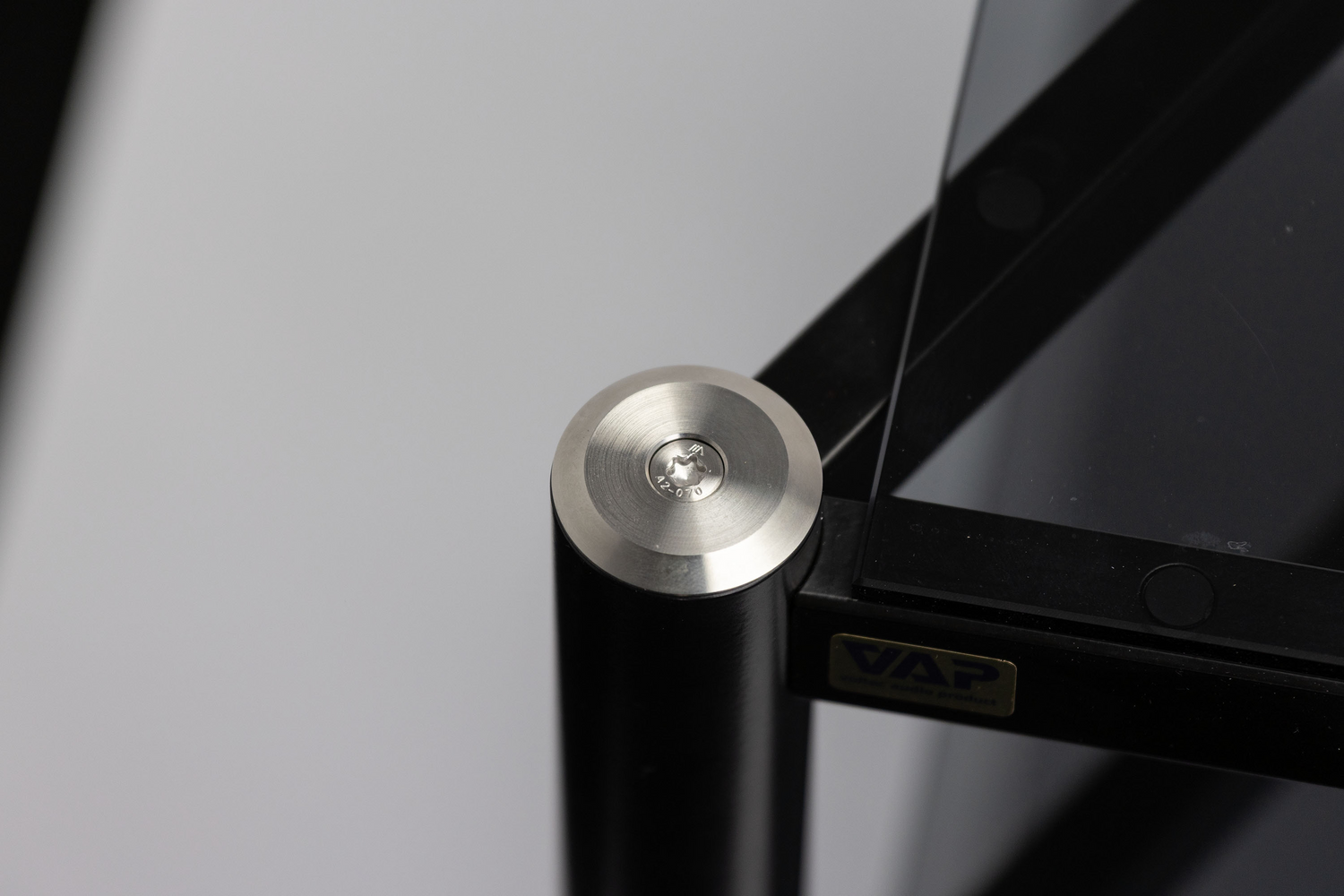 Racks AV VAP – Acier inoxydable et verre