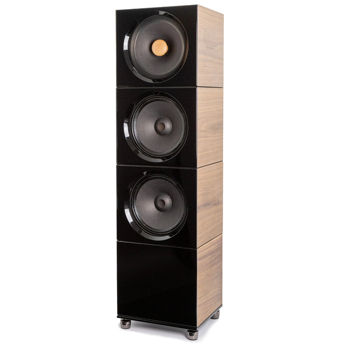 Closer Acoustics BLOCKS Speaker System – OKHO speaker placed at the top, with 2x BOB speakers below, offering a sleek, powerful audio configuration