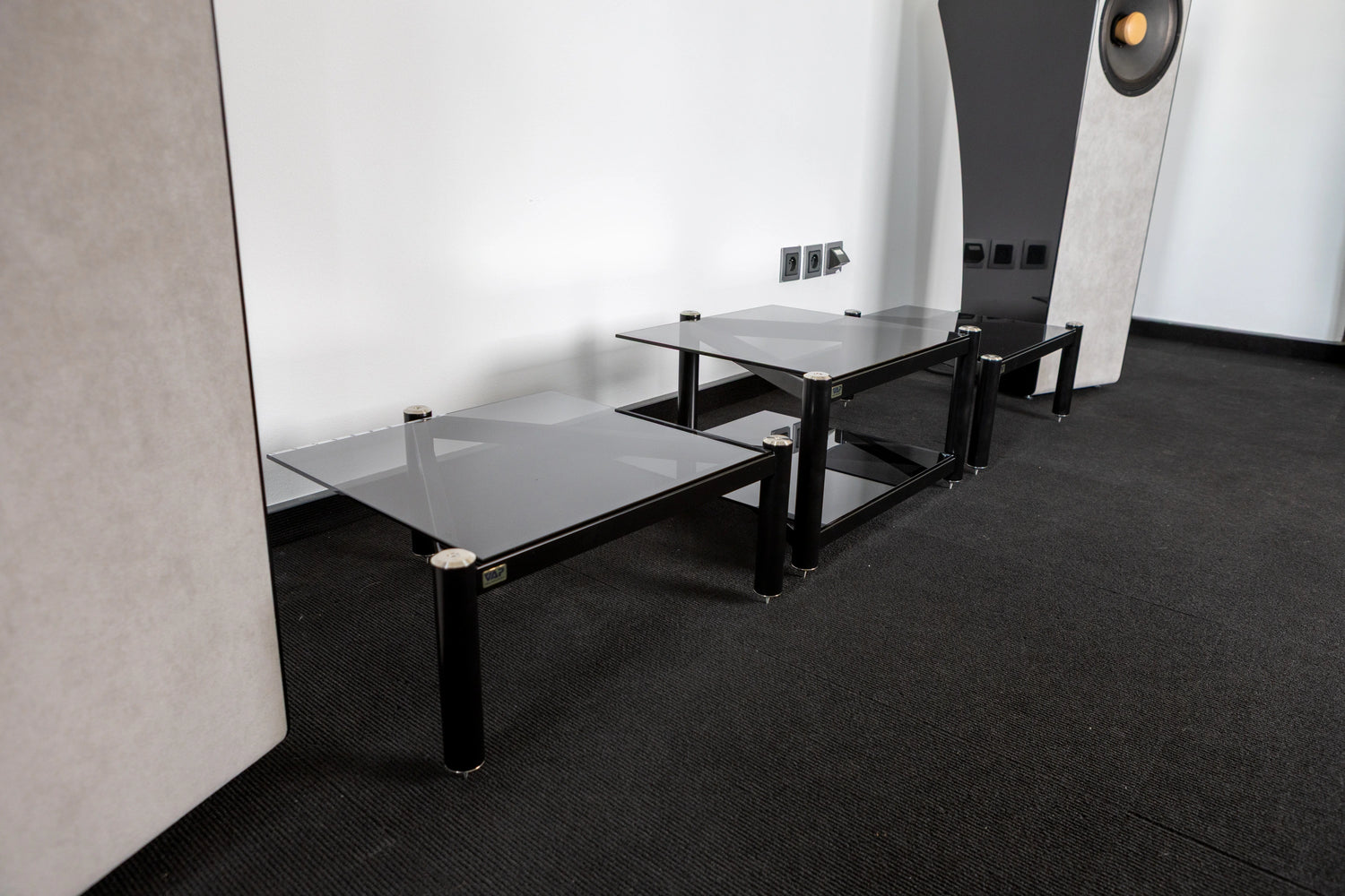Racks AV VAP – Acier inoxydable et verre