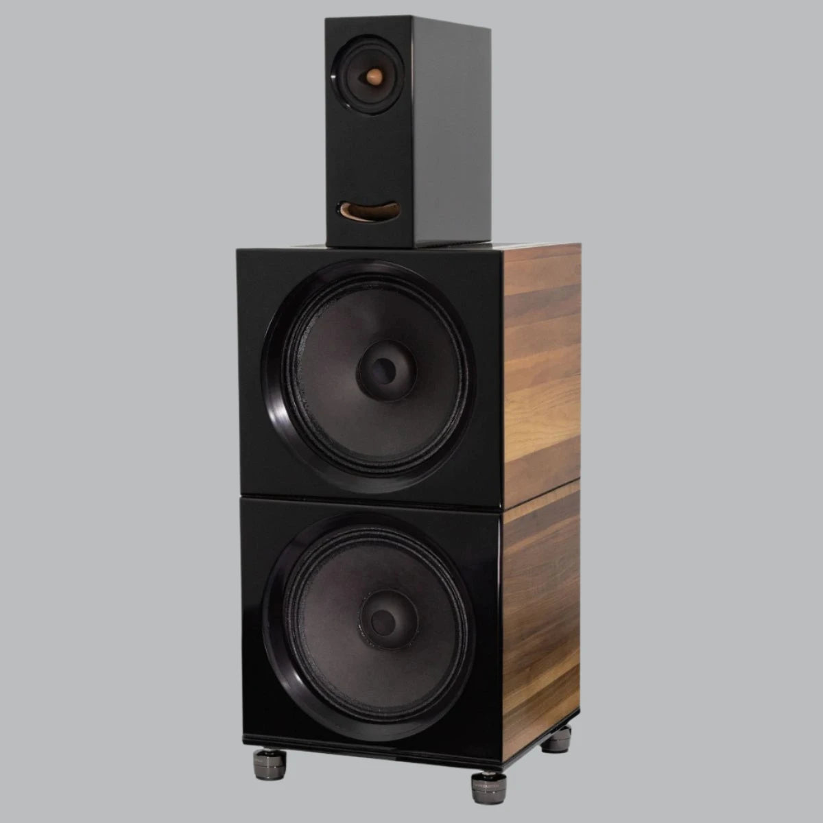 Loudspeakers on platform
