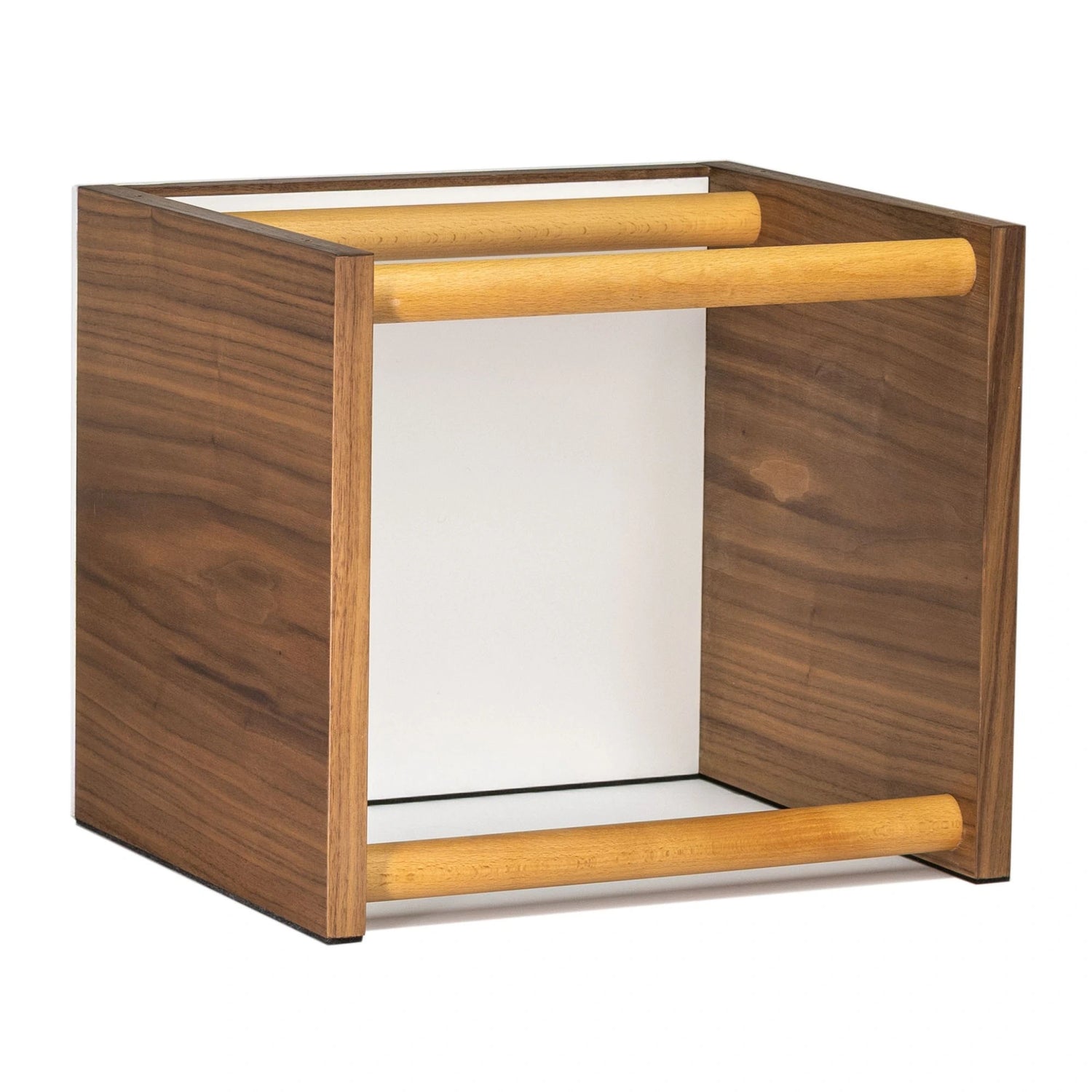 Closer Acoustics BLANK speaker in white – rear view highlighting the clean panel and high-quality build for a sophisticated audio experience