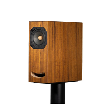 Enceintes bibliothèque Closer Acoustics OGY -paire- finition contreplaqué bouleau