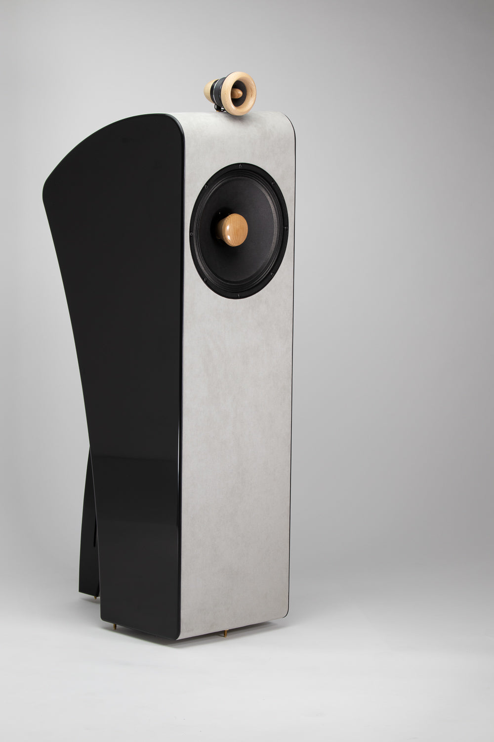 Closer Acoustics VIGO EX Adam Sztaba Signature loudspeakers – full view showcasing the premium acrylic stone finish and design